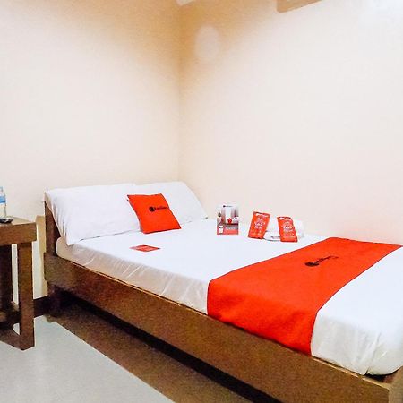Hotel Reddoorz @ Pamaong Street Città di Tagbilaran Esterno foto